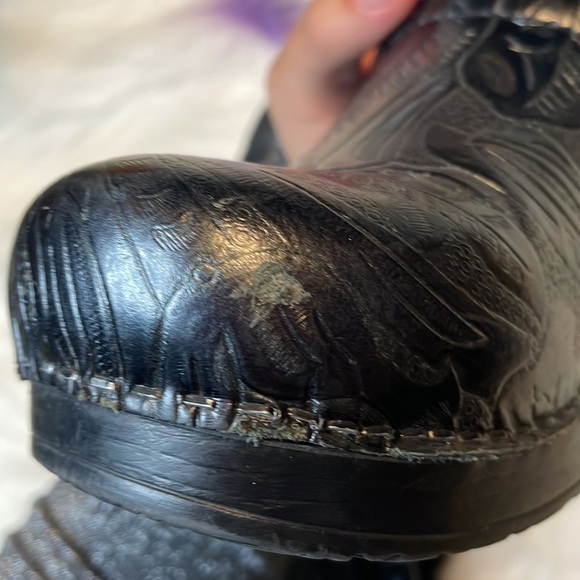 Dansko Professional Black Tooled Woman’s Shoes Size 41 - Picture 8 of 10